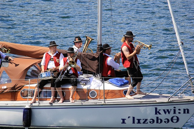 现为全队创 现为全队创